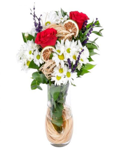 Vazoda Papatya ve Güller